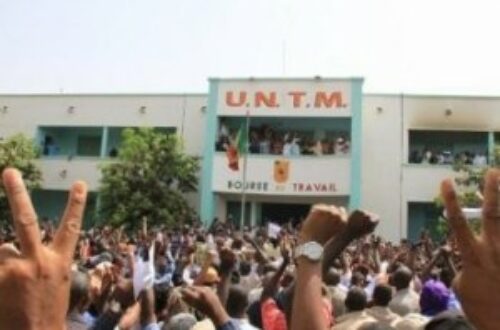Article : Grève générale des travailleurs au Mali.